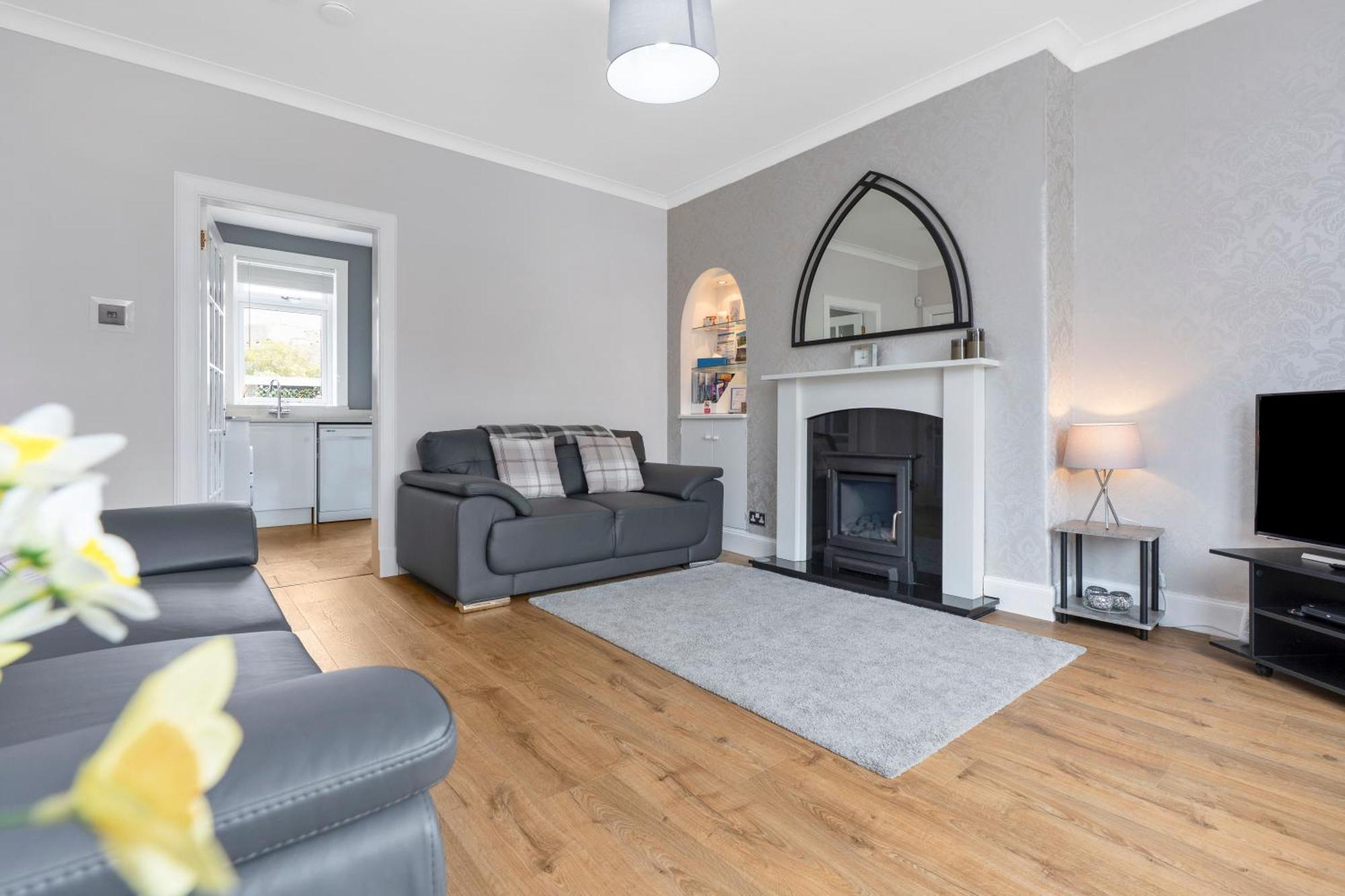 Appartement Crewe - Modern 2 Bedroom, Free Private Parking And Garden Edinburgh